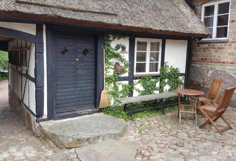 تختخواب و صبحانه Killegården På Kivik