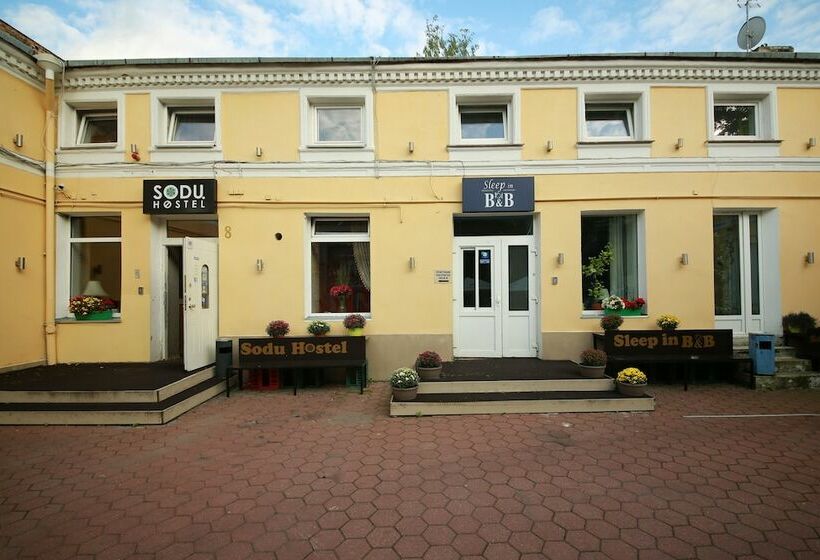 تختخواب و صبحانه Sleep In Bnb