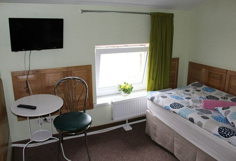 تختخواب و صبحانه Sleep In Bnb