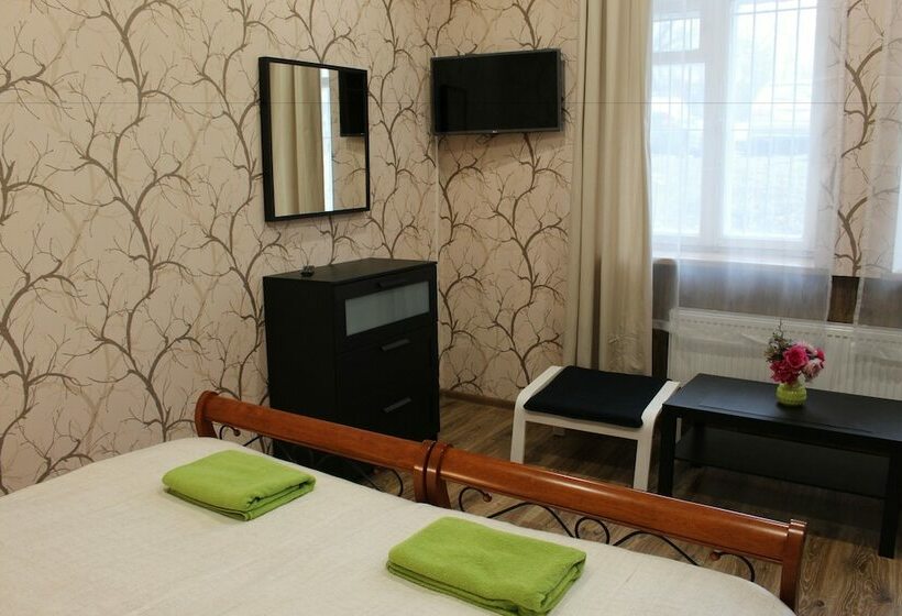 تختخواب و صبحانه Sleep In Bnb