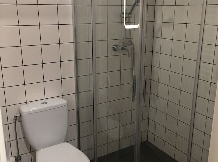 تختخواب و صبحانه Sleep In Bnb