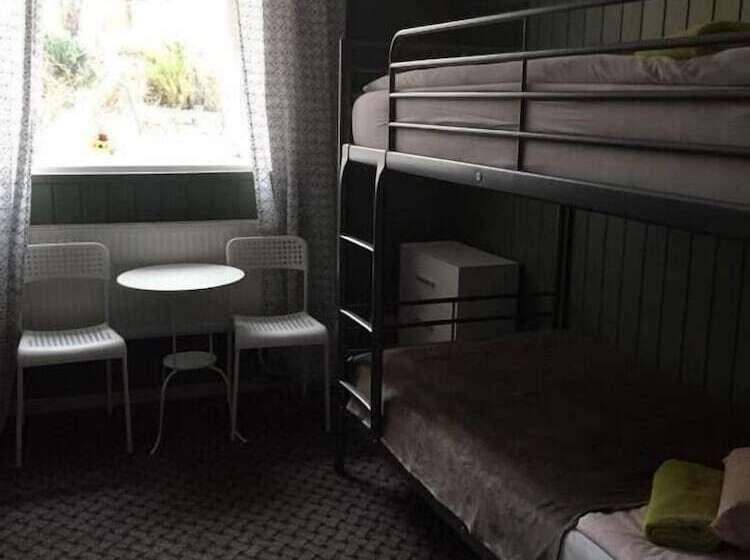 تختخواب و صبحانه Sleep In Bnb