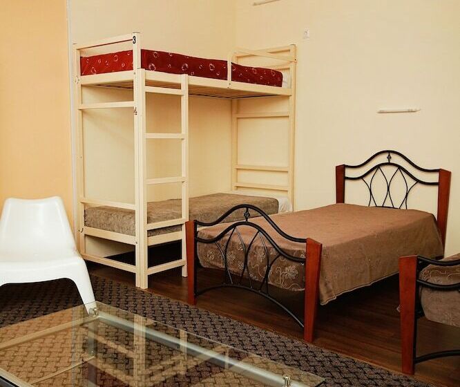 تختخواب و صبحانه Sleep In Bnb