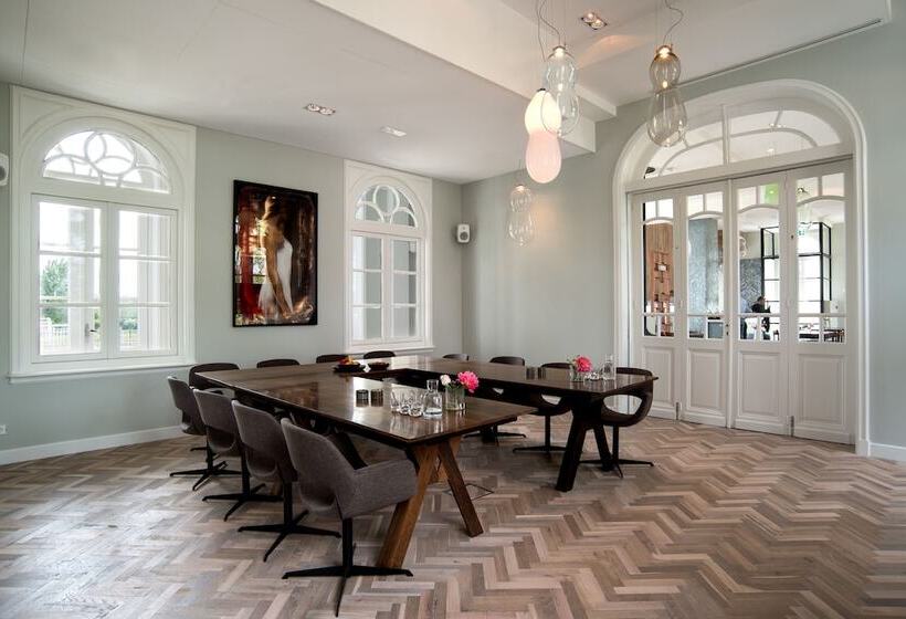 Boutique Hotel De Witte Dame