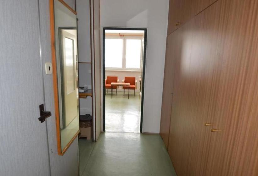 B&b Hotel University Brno