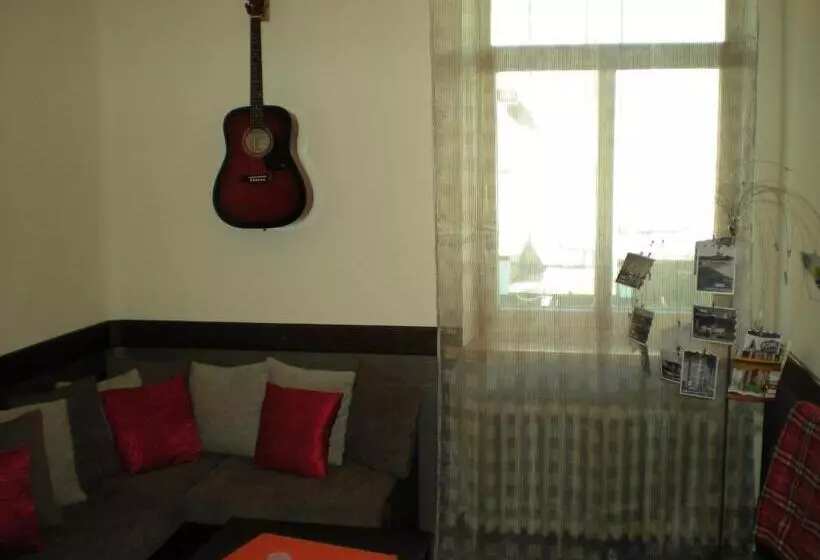 Hostel Lux