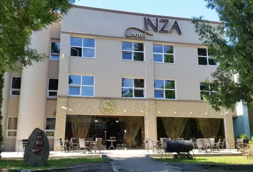 هتل Inza Guest House