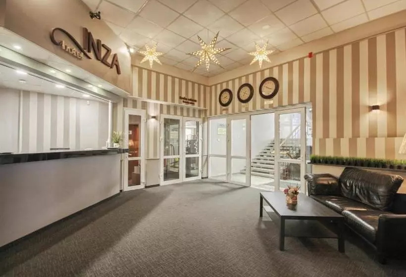 هتل Inza Guest House