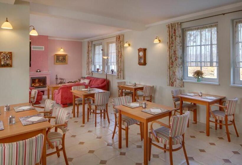 בית מלון כפרי Kolonie