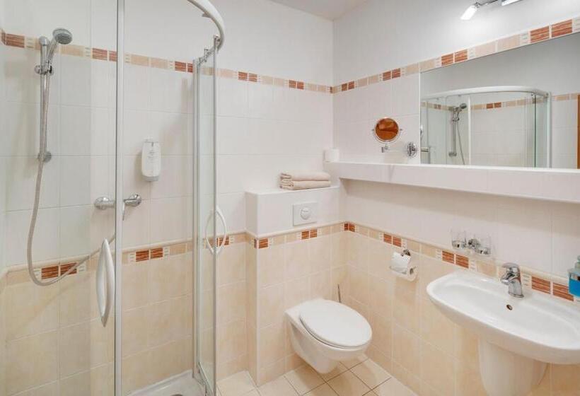 בית מלון כפרי Kolonie