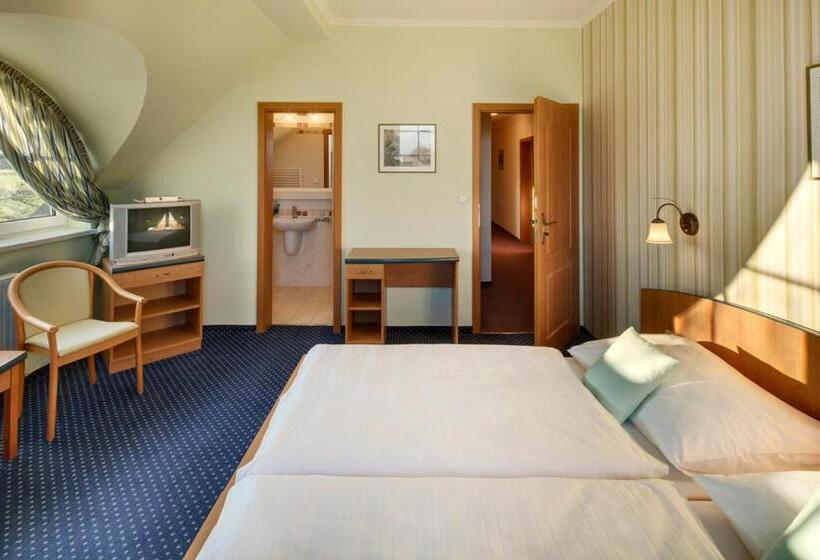 בית מלון כפרי Kolonie