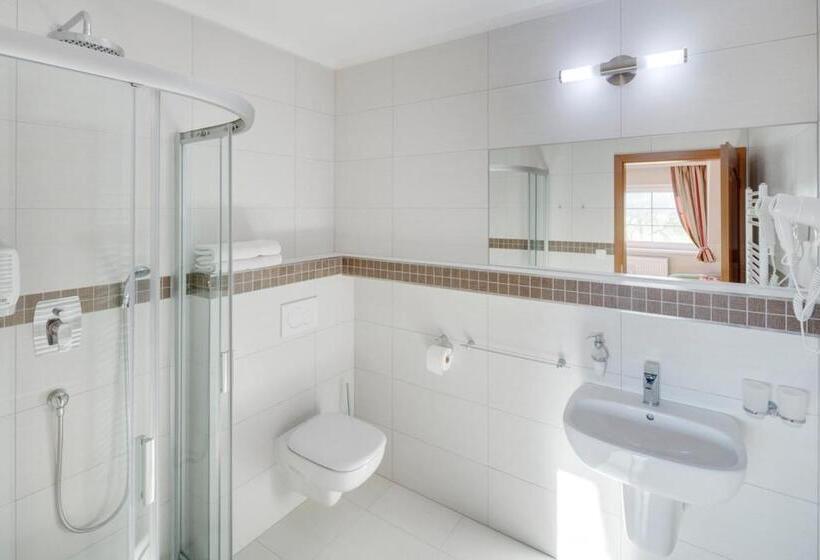 בית מלון כפרי Kolonie