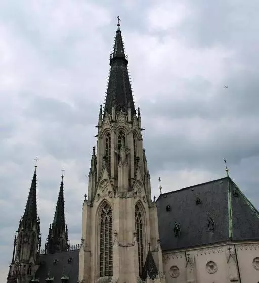 هتل Palác