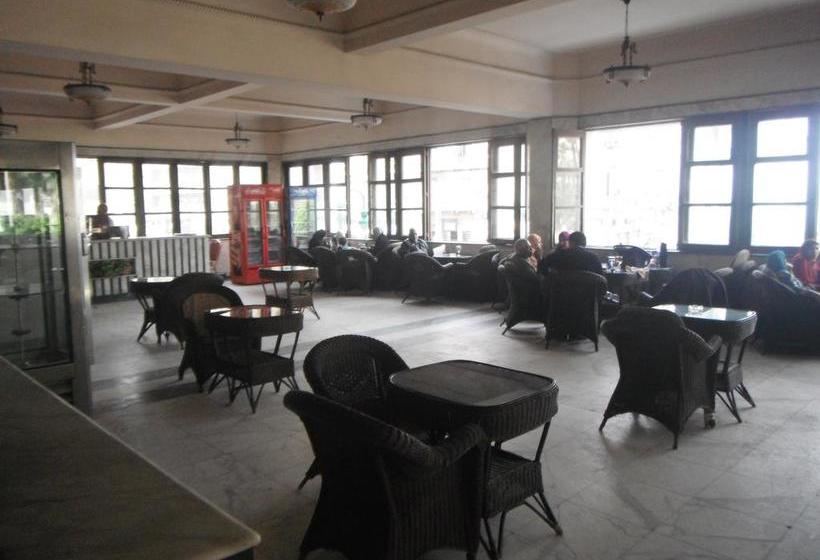 هتل Raml Armed Forces