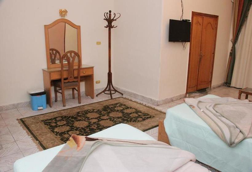 هتل Raml Armed Forces