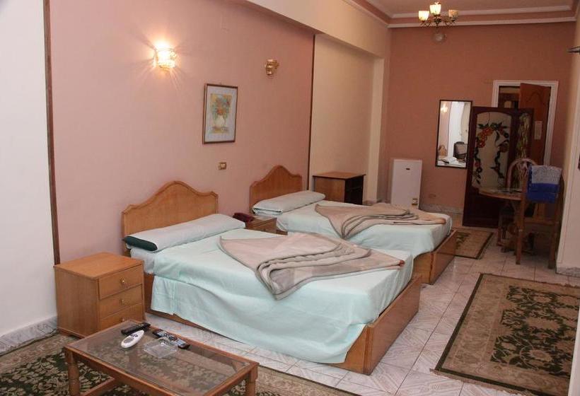 هتل Raml Armed Forces