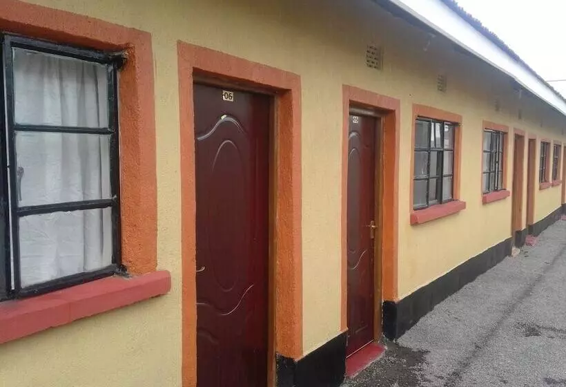 هتل Sleepway Cottages