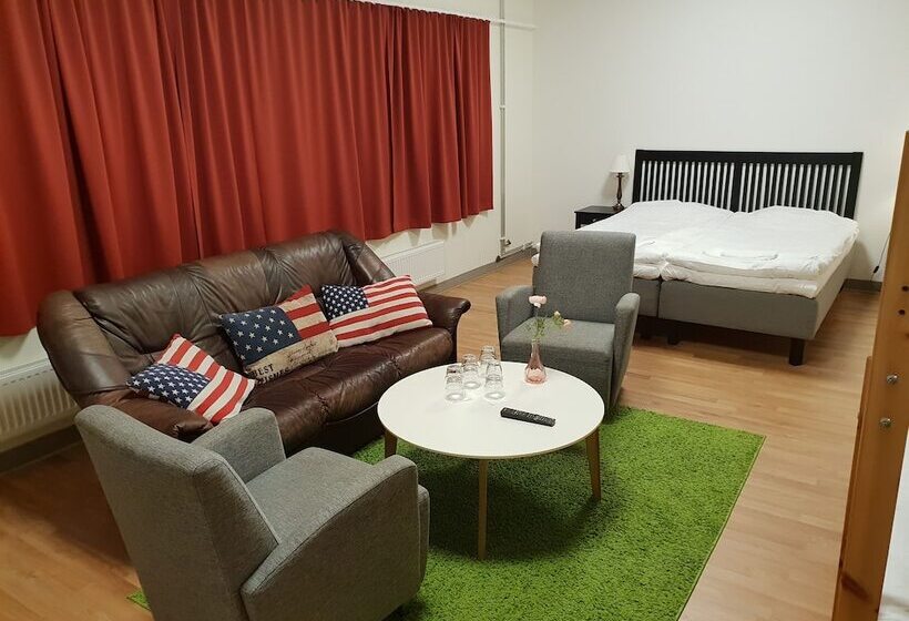 モーテル Trestads Restaurang Hotell & Pensionat