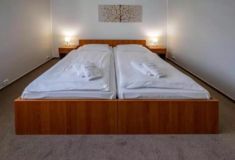 Relax Hotel Stork