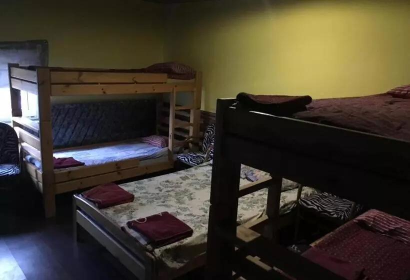 Tolli Hostel & Holiday House