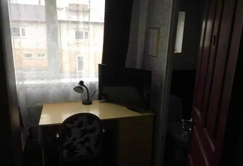 Tolli Hostel & Holiday House