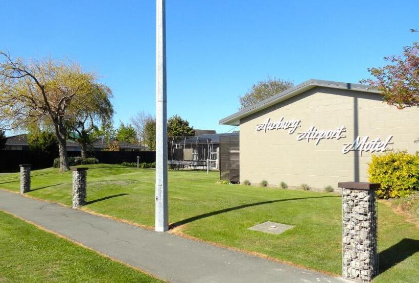 Aarburg Airport Motel