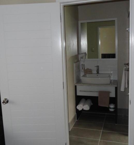 Aarburg Airport Motel