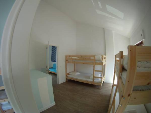 Ahoy Porto Covo Hostel