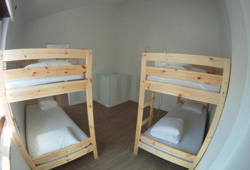 Ahoy Porto Covo Hostel