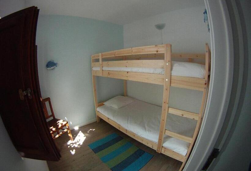 Ahoy Porto Covo Hostel