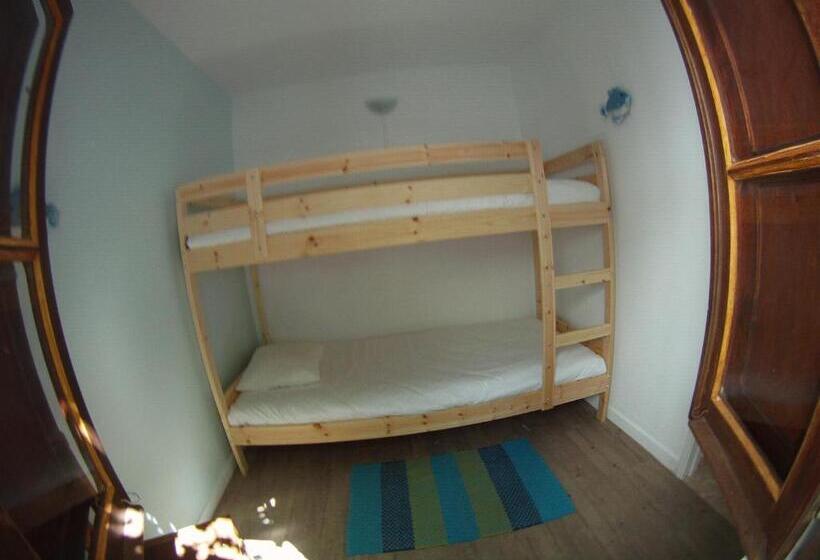 Ahoy Porto Covo Hostel