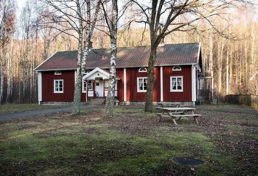 Retkeilymaja Nordiska Folkhogskolan Bed And Breakfast
