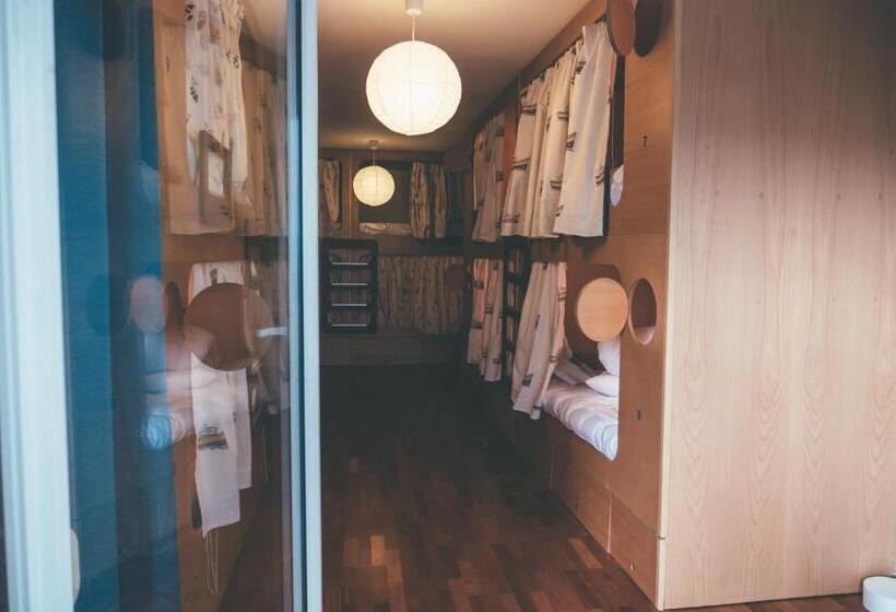 هاستل Oportocean