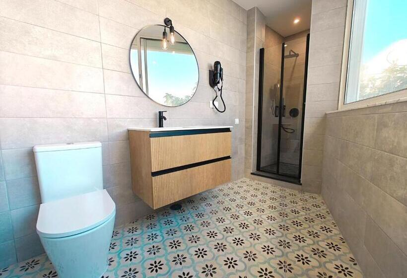 هاستل Sunlight House