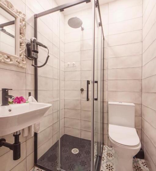 هاستل Sunlight House