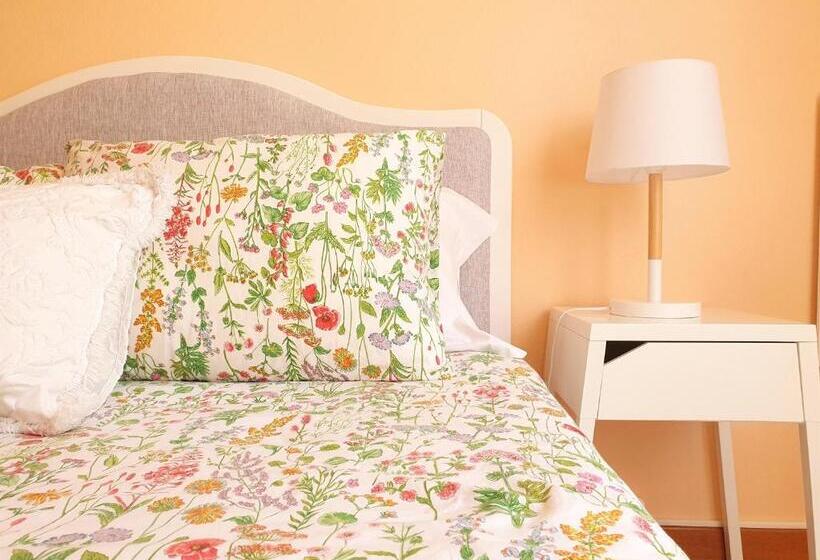 هاستل Sunlight House