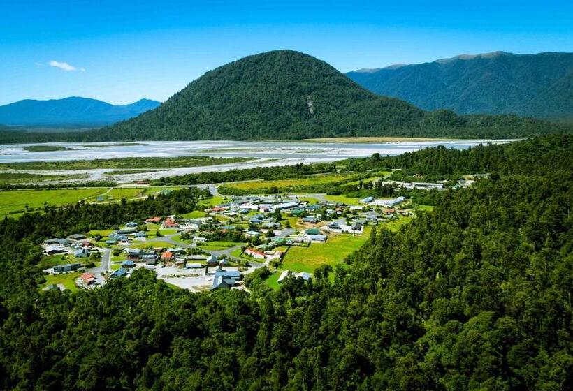 Asure Aspiring Court Motel