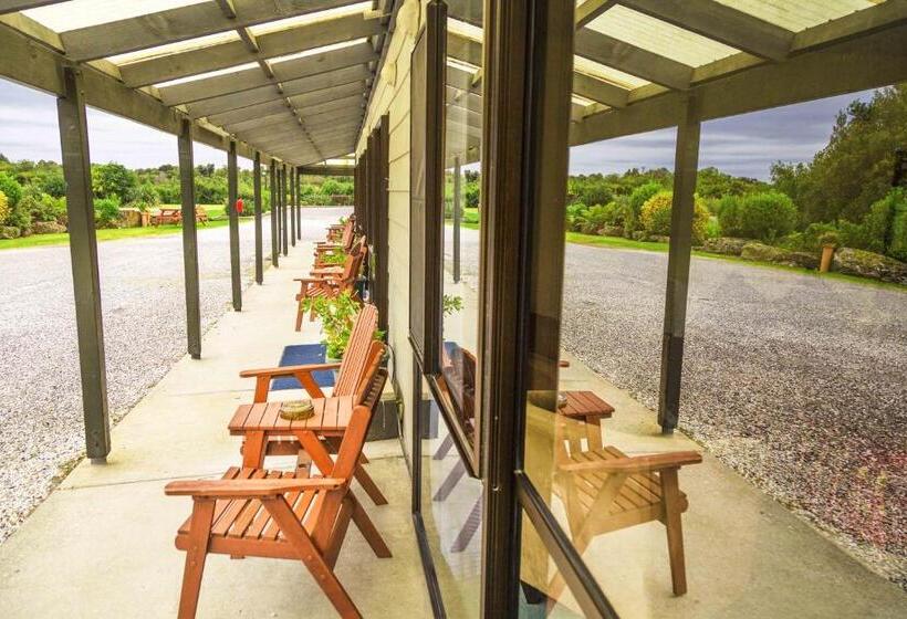 Asure Aspiring Court Motel