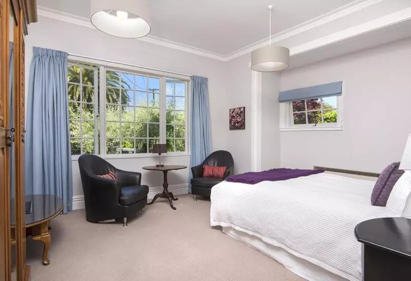 Botanica Bed And Breakfast