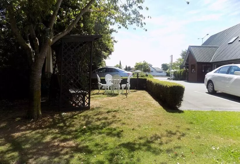 Garden City Motel