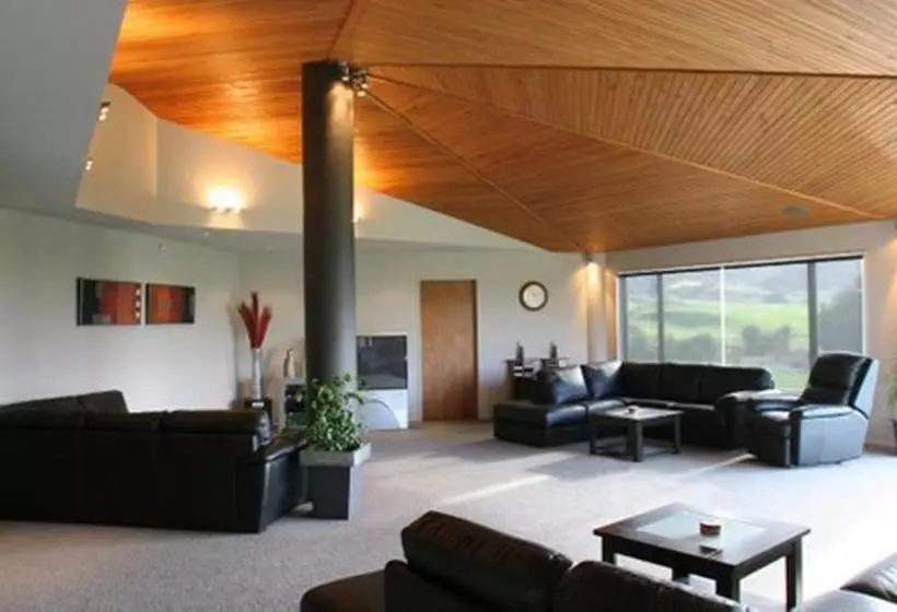 Hokonui Bed And Breakfast