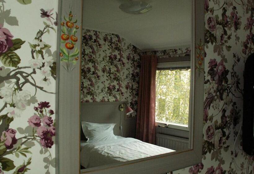 هتل Hellefors Herrgård