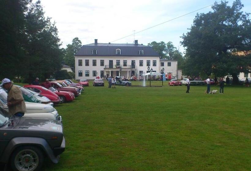 هتل Hellefors Herrgård