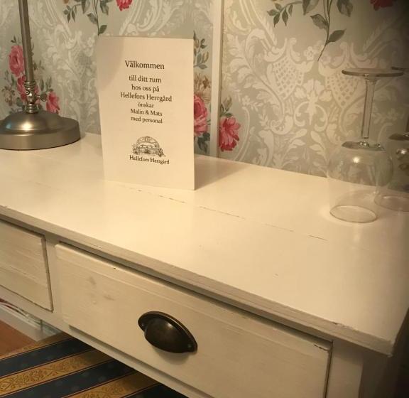 هتل Hellefors Herrgård