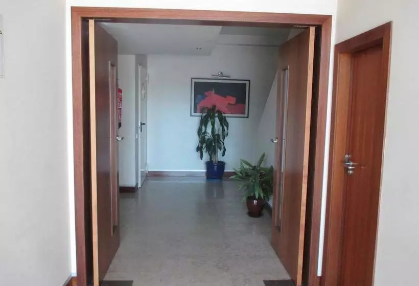 Hotelli Paulo Vi