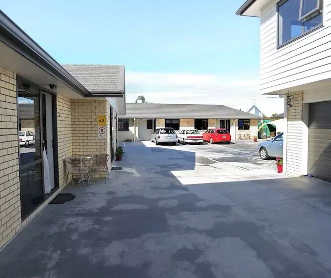 モーテル Matariki Motor Lodge