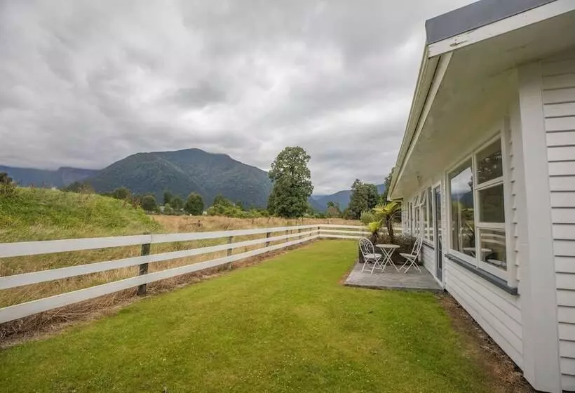 Mt Cook View Motel