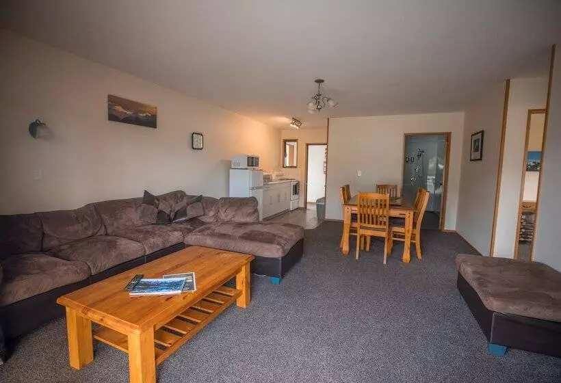 Mt Cook View Motel