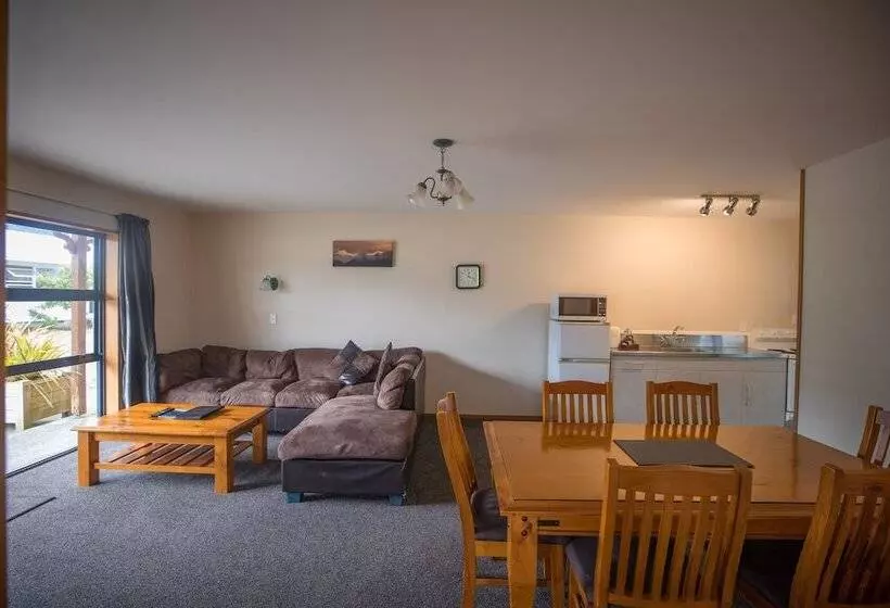 Mt Cook View Motel