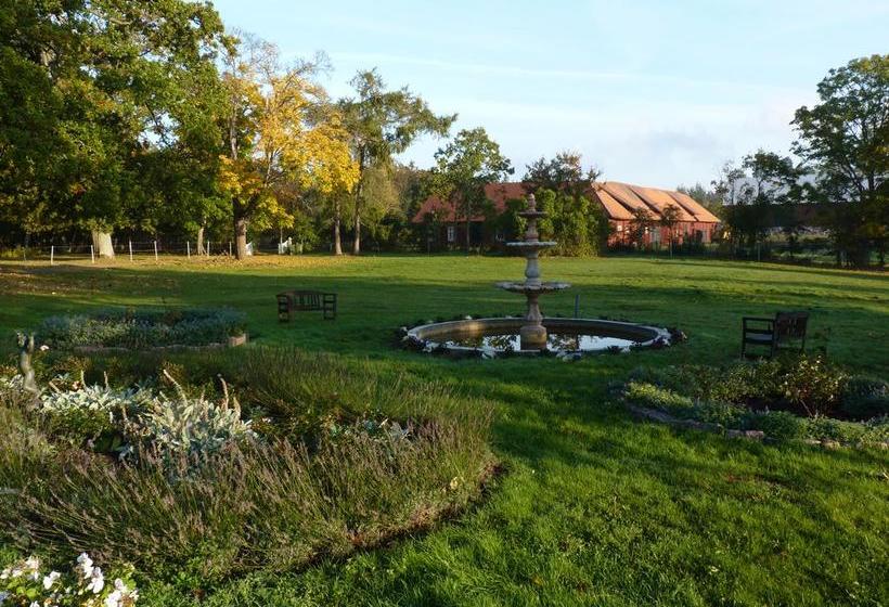 Nygårds Herrgård Bed & Breakfast